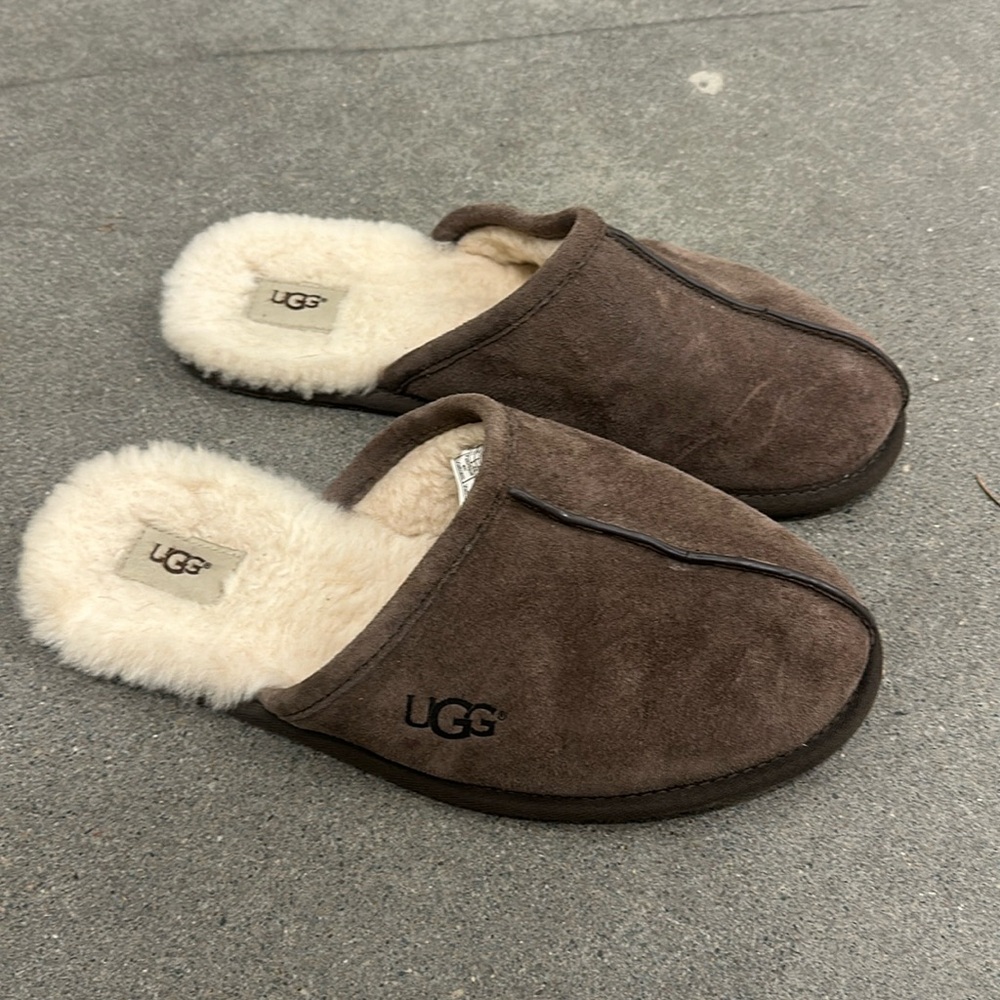 UGG slides slippers men’s 12 brown